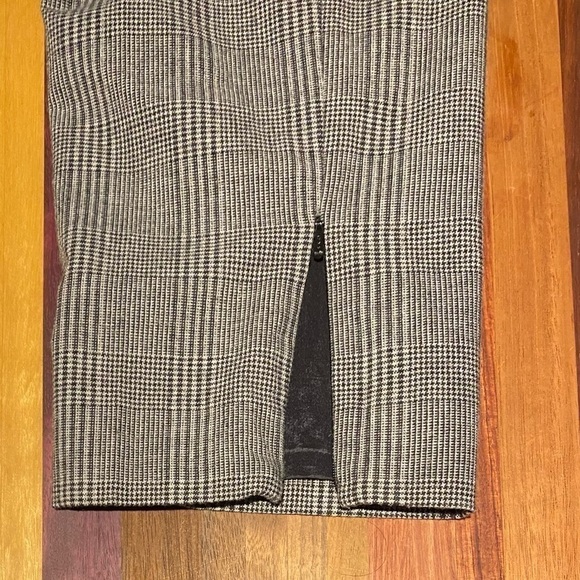 Banana Republic Slim Leg Flannel Pant, size 12Long - Picture 5 of 11
